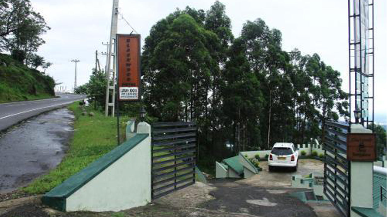 Blackwood Hotel and view bungalow, Haputale