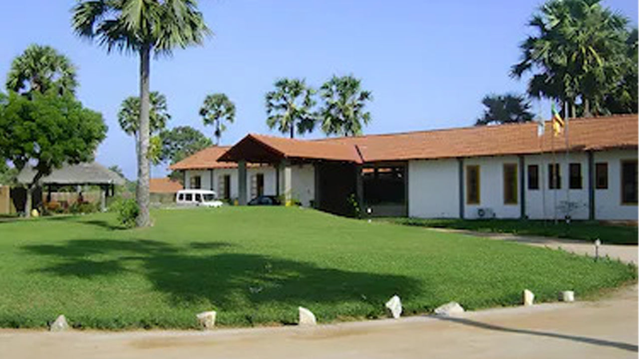 Thompukandam Village Resort, Ampara