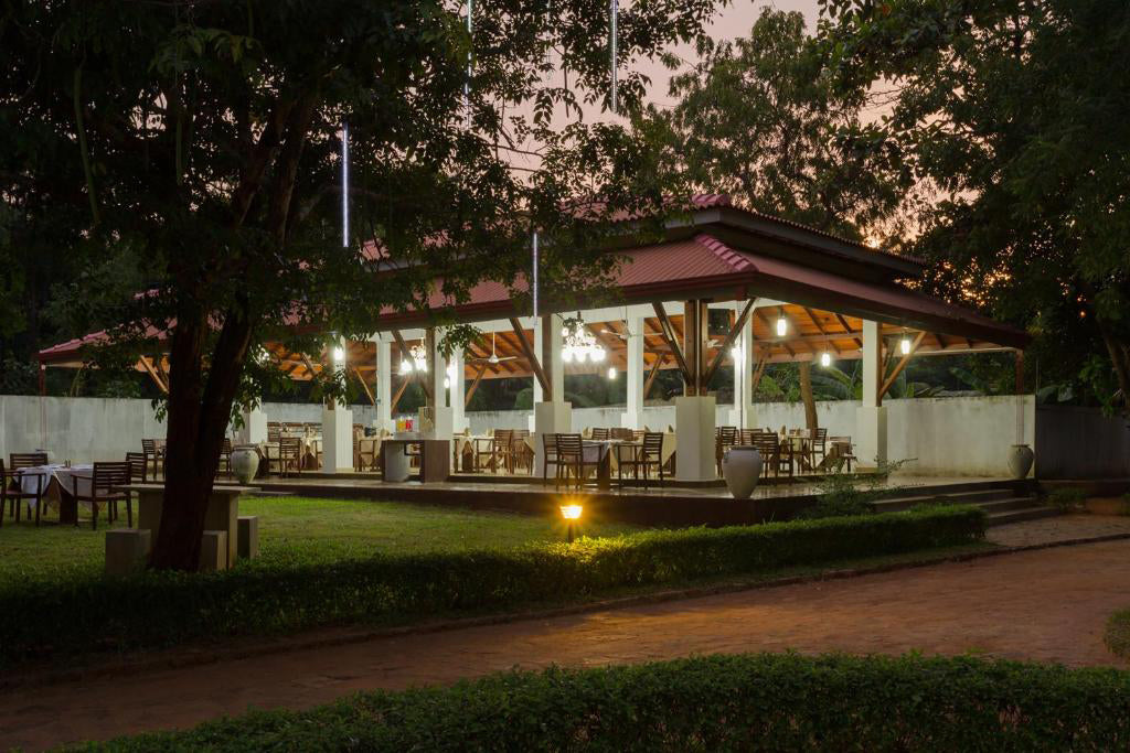 Chenra Hotel, Kataragama